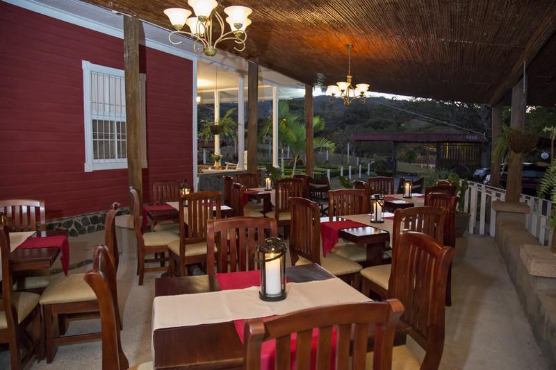 Hotel Hacienda El Rodeo Vueltas 外观 照片