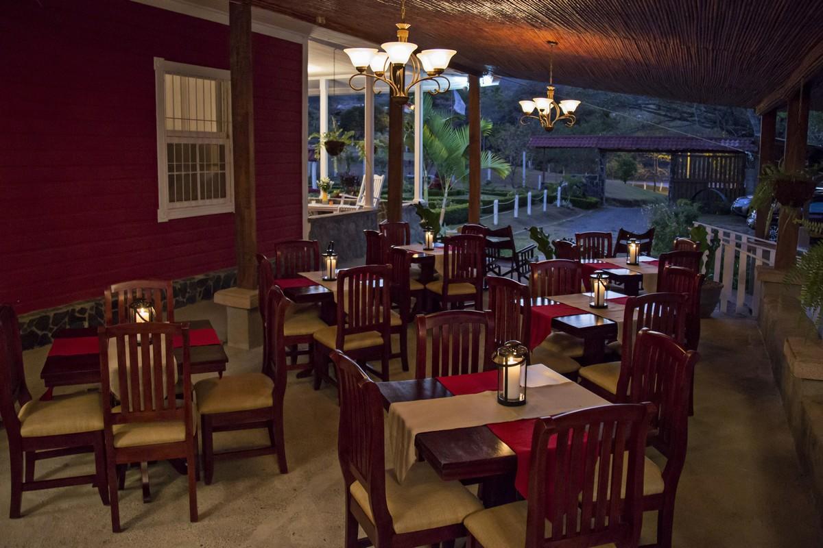 Hotel Hacienda El Rodeo Vueltas 外观 照片