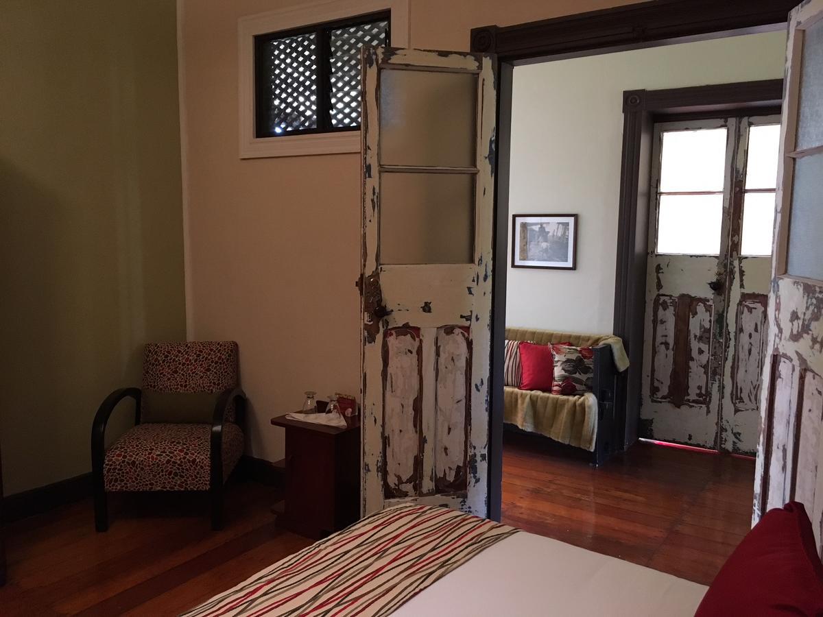 Hotel Hacienda El Rodeo Vueltas 外观 照片