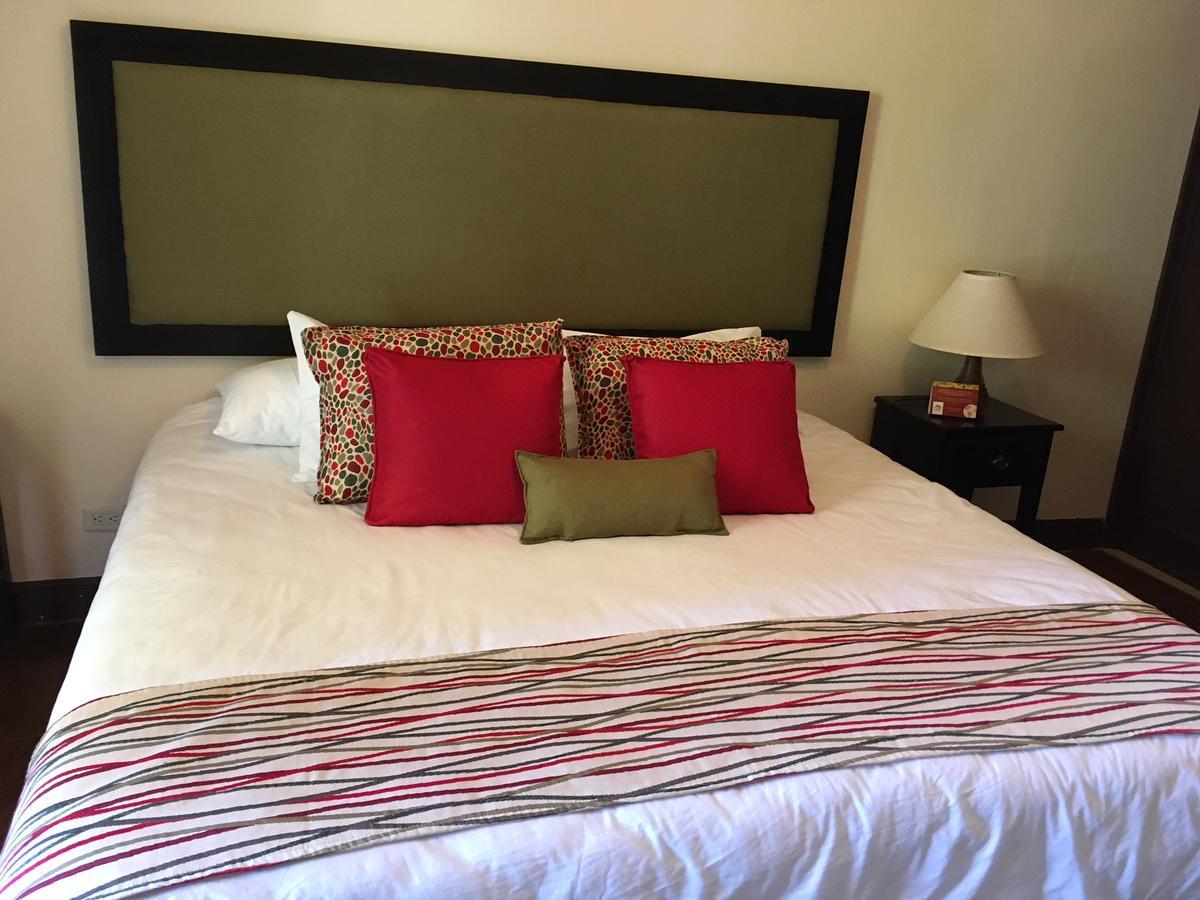 Hotel Hacienda El Rodeo Vueltas 外观 照片