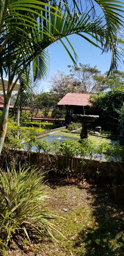 Hotel Hacienda El Rodeo Vueltas 外观 照片